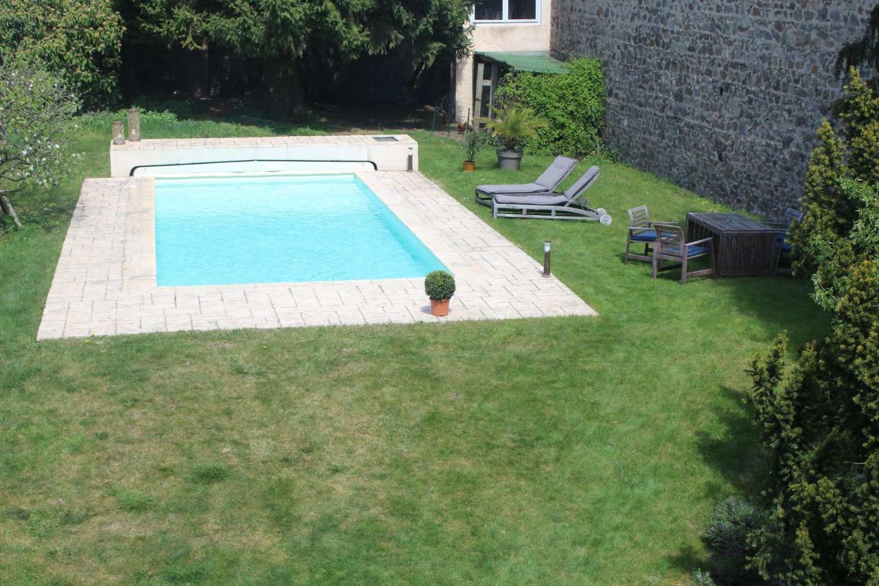 Les Marronniers Bed and Breakfast Saint-Didier-en-Velay Exteriör bild