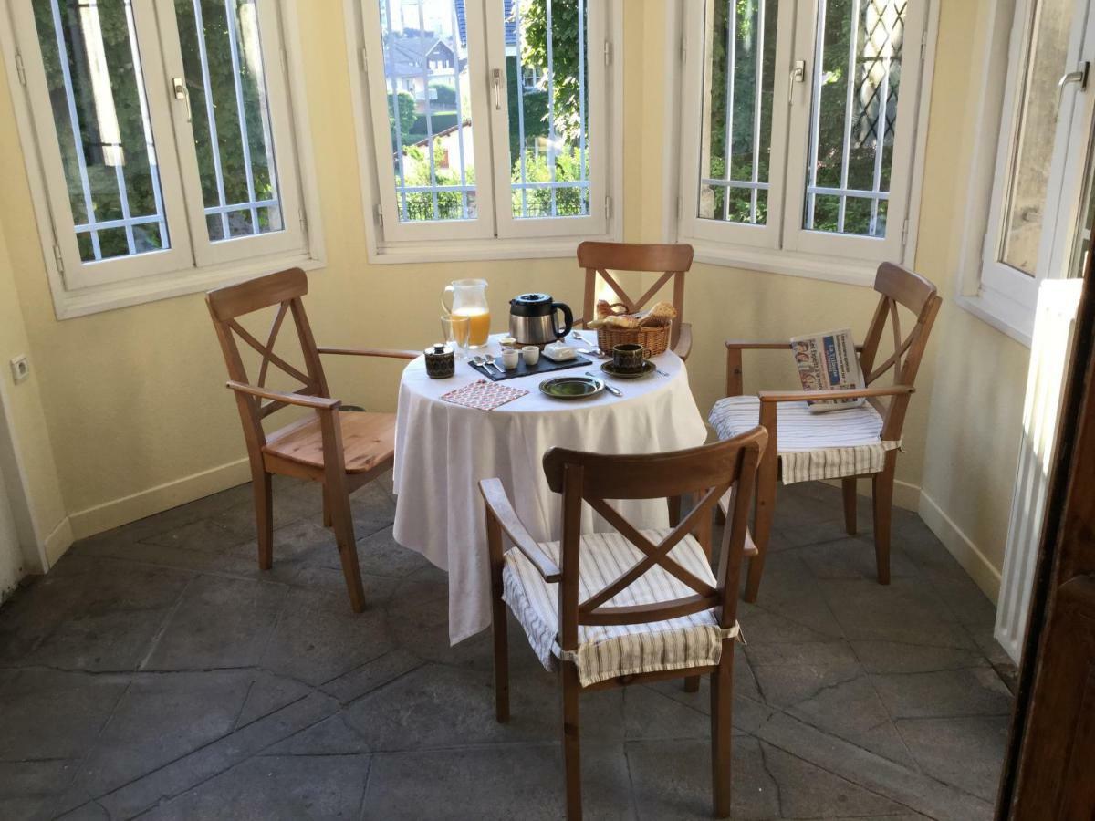 Les Marronniers Bed and Breakfast Saint-Didier-en-Velay Exteriör bild